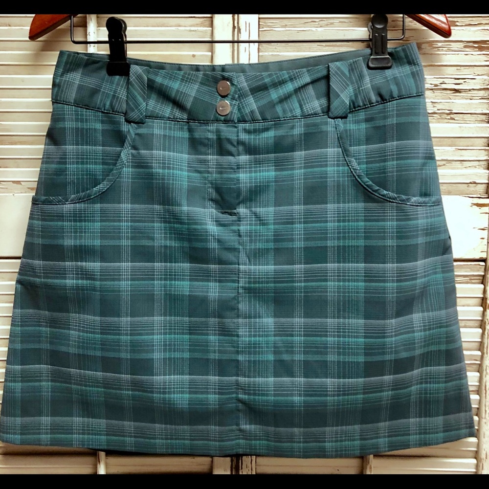 Nike Women’s Golf Skirt Turquoise Plaid Sz 2